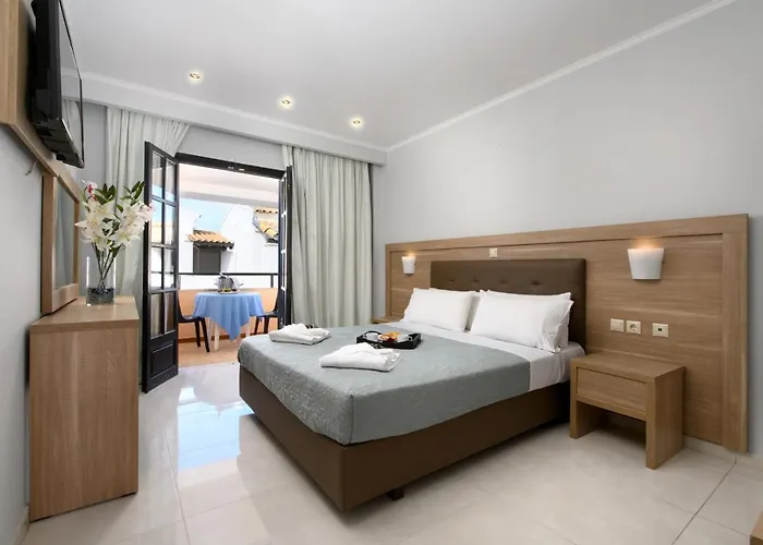 Corfu Sungate Otel 4*