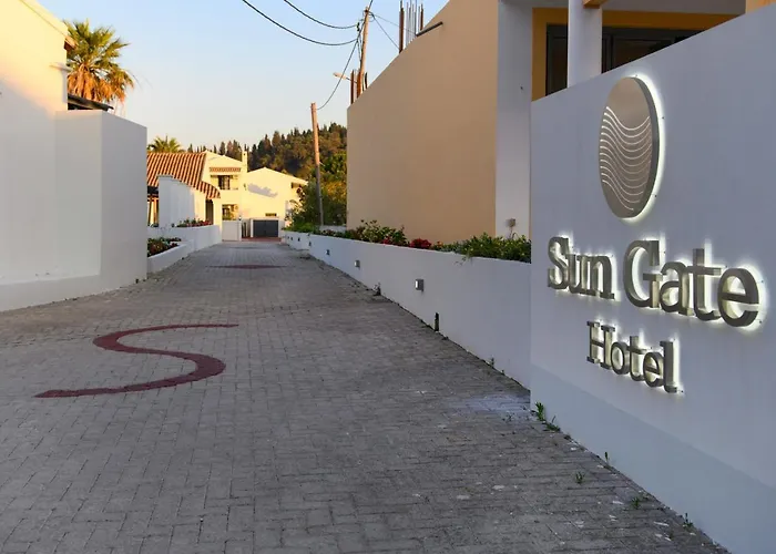 Otel Corfu Sungate 4*