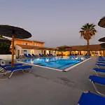 호텔 Corfu Sungate 4*
